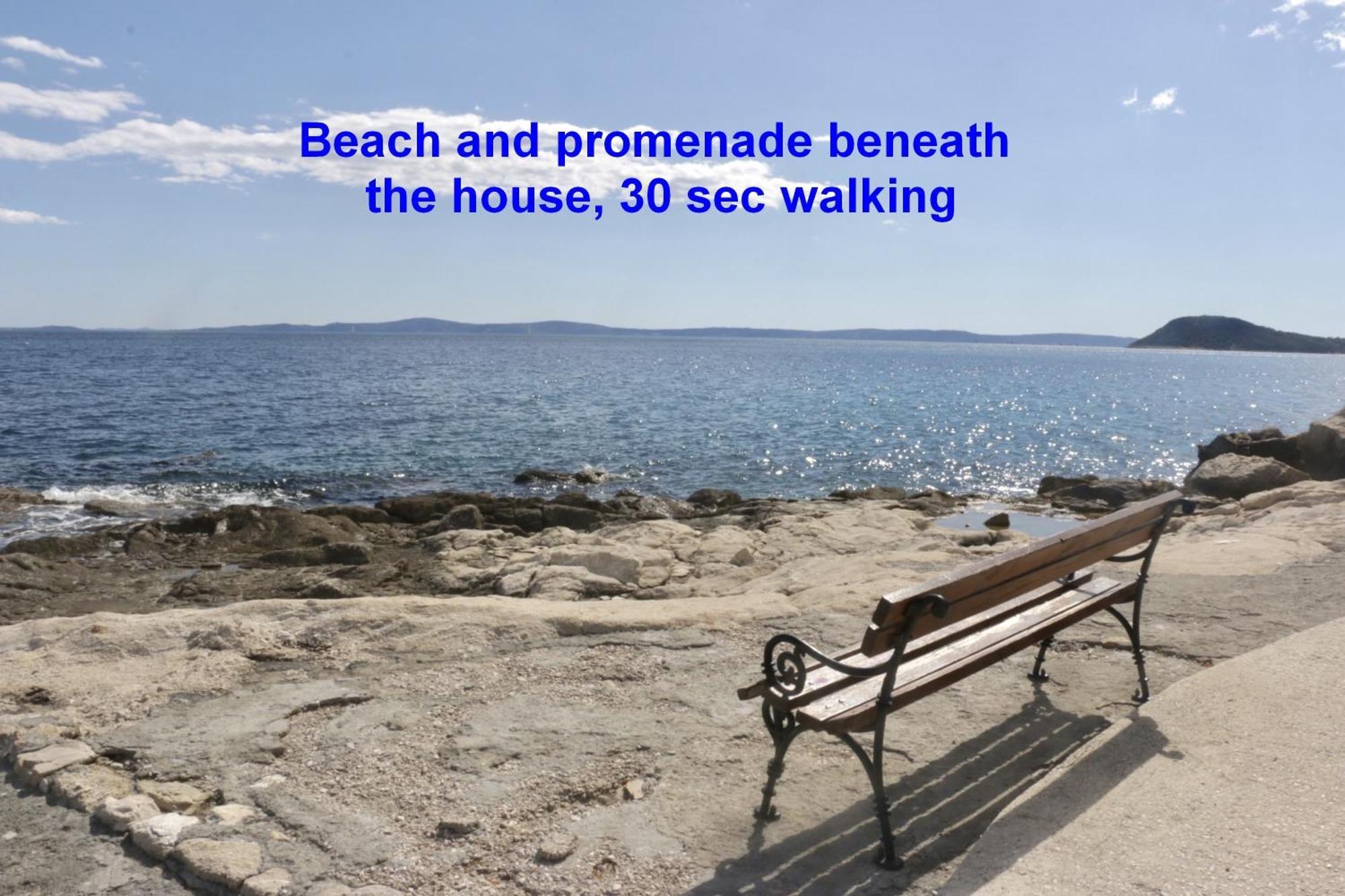 ספליט Beachfront Apartment Milan, With Balcony מראה חיצוני תמונה
